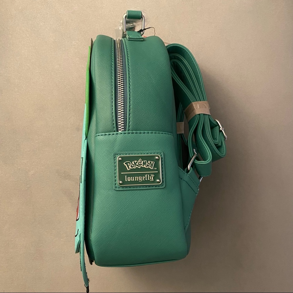 Bulbasaur Mini Backpack - Picture 2 of 4